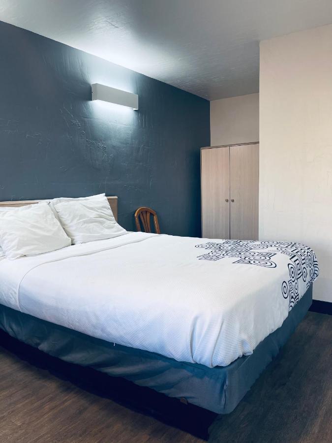 Century 21 Motel Las Cruces Extérieur photo