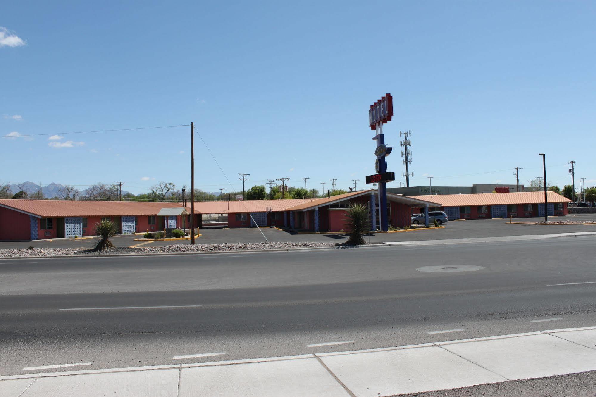 Century 21 Motel Las Cruces Extérieur photo